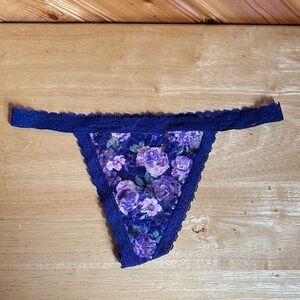 Victoria’s Secret Lace V String Thong